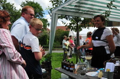 900_jahre_kusterdingen_dorffest_16 (jpg)