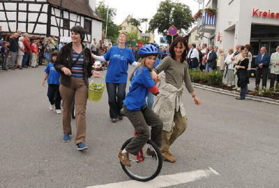 900_jahre_kusterdungen_2008_umzug_22 (jpg)