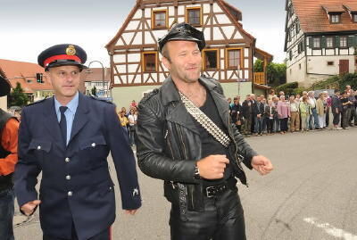 900_jahre_kusterdungen_2008_umzug_28 (jpg)