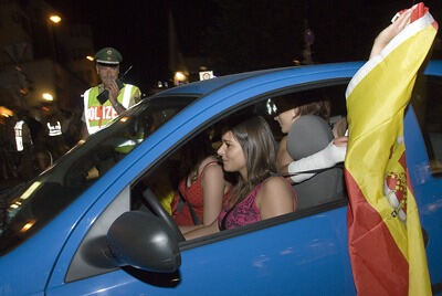 krtu_fans-bei-em-finale_msc_171_400 (jpg)