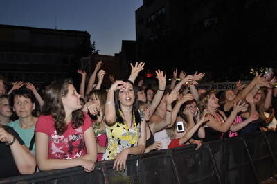 stadtfest_reutlingen_abend_21_juni_2008_35 (jpg)