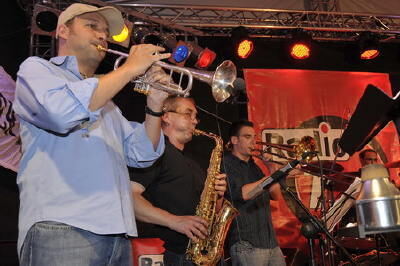 stadtfest_reutlingen_abend_21_juni_2008_75 (jpg)