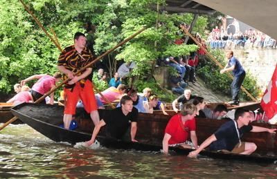 tuebingen_stocherkahnrennen_galerie_150608_mey_27 (jpg)