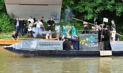 tuebingen_stocherkahnrennen_galerie_150608_mey_7 (jpg)