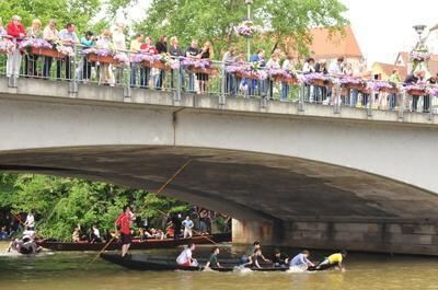 tuebingen_stocherkahnrennen_galerie_150608_mey_43 (jpg)