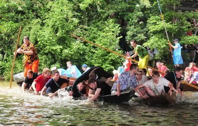 tuebingen_stocherkahnrennen_galerie_150608_mey_25 (jpg)