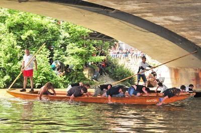tuebingen_stocherkahnrennen_galerie_150608_mey_11 (jpg)