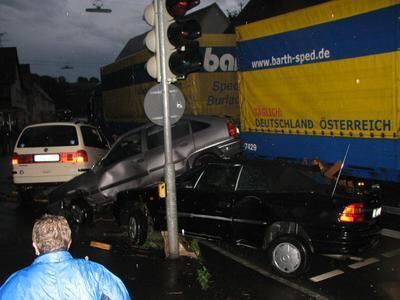 jungingen_hochwasser_juni2008_nachts_8 (jpg)