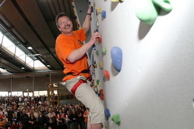 eroeffnung_sporthalle_gomaringen_2008_12 (jpg)