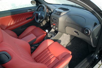 alfa_romeo_147_quadrifoglio_11 (jpg)