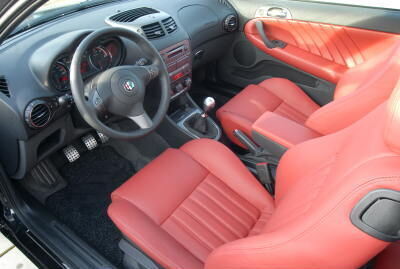 alfa_romeo_147_quadrifoglio_12 (jpg)