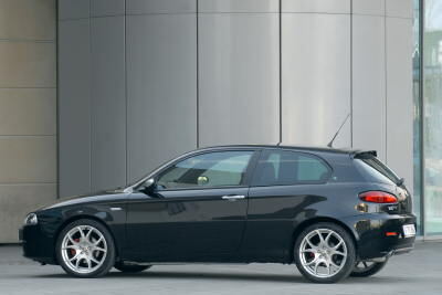 alfa_romeo_147_quadrifoglio_4 (jpg)