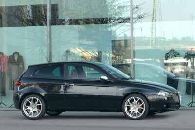 alfa_romeo_147_quadrifoglio_5 (jpg)