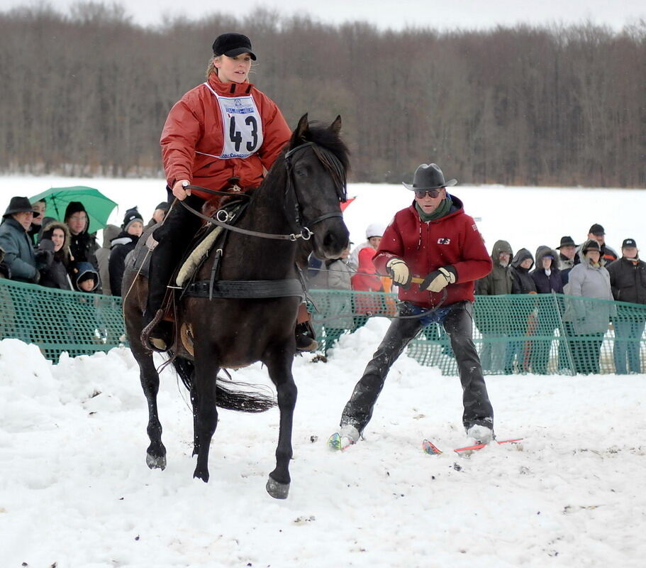 Skijöring und Schlittenrennen Holzelfingen