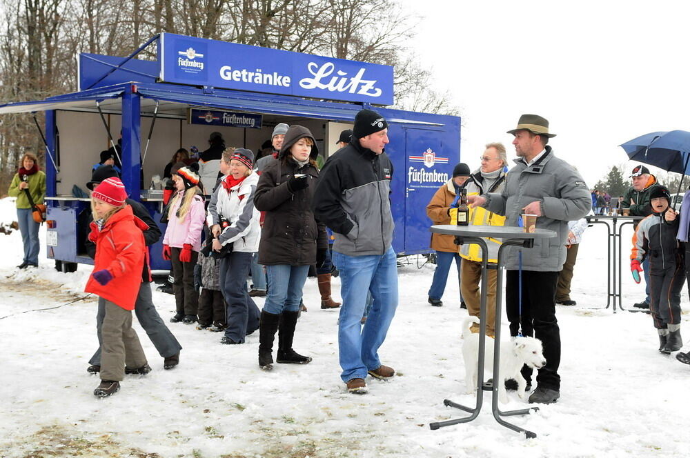 Skijöring und Schlittenrennen Holzelfingen
