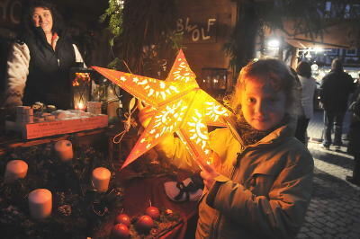 weihnachtsmarkt_urach_2009_trinkhaus_13 (jpg)