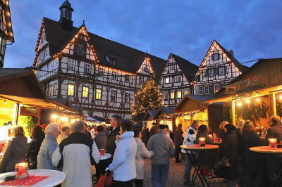 weihnachtsmarkt_urach_2009_trinkhaus_15 (jpg)