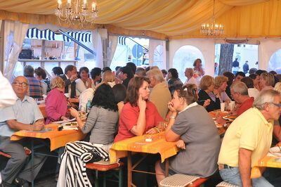 weindorf_2009_09.09.09_trinkhaus_8 (jpg)