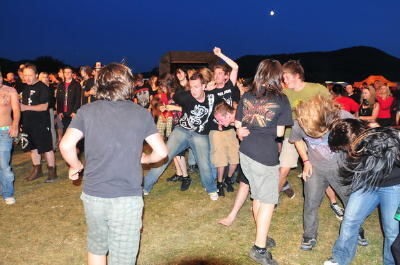 2_umsonst_draussen_moessingen_2009_36 (JPG)