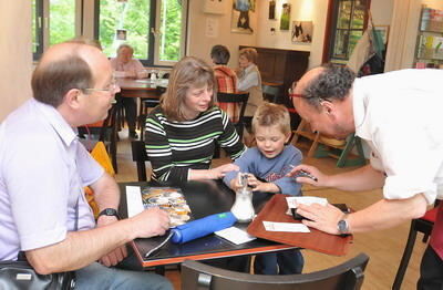 25_jahre_kaffeehaeusle_haussmann_trinkhaus_3 (jpg)