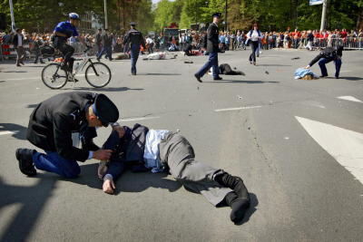unfall_parade_beatrix_apeldoorn_2009_8 (jpg)