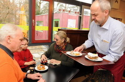 reumann_kaffeehaeusle_2009_trinkhaus_4 (jpg)