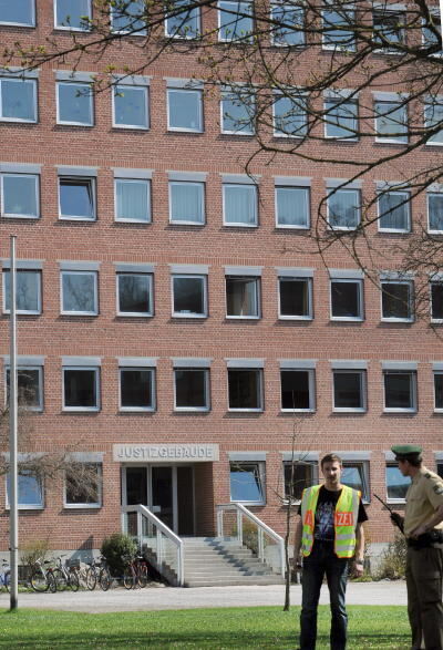 schiesserei_landshut_april2009_5 (jpg)