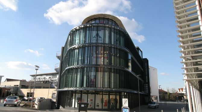 Mit Erdwärme beheizt: Geschäftshaus im Outlet. FOTO: AND Mit Erdwärme beheizt: Geschäftshaus im Outlet. FOTO: AND