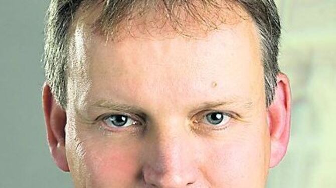 Riskante Geschäfte müssen mit mehr Eigenkapital unterlegt sein, sagt Prof. Hans-Peter Burghof.  FOTO:AG