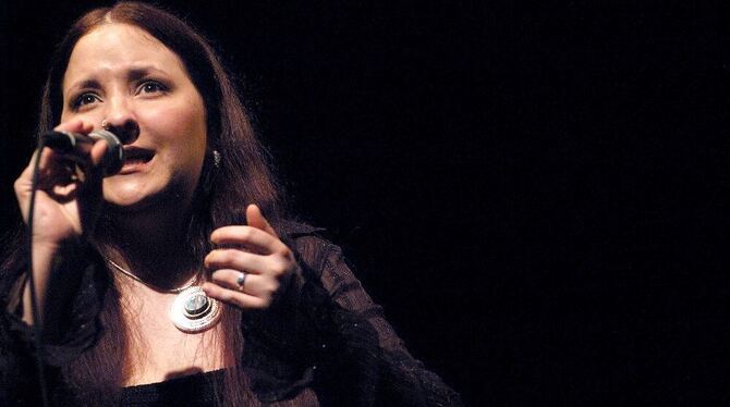 Anne Czichowsky frönte bei den Jazztagen ausgiebig dem Blues. ARCHIVFOTO: BECKER Anne Czichowsky frönte bei den Jazztagen ausgiebig dem Blues. ARCHIVFOTO: BECKER