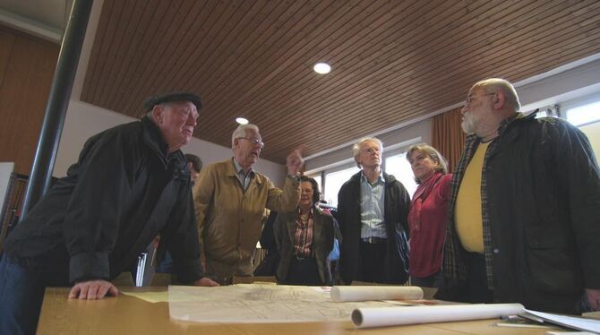 Das Elsach-Center bewegt die Gemüter. Im Karl-Hartenstein-Haus wurde am Montagabend heftig diskutiert und polemisiert. GEA-FOTO: