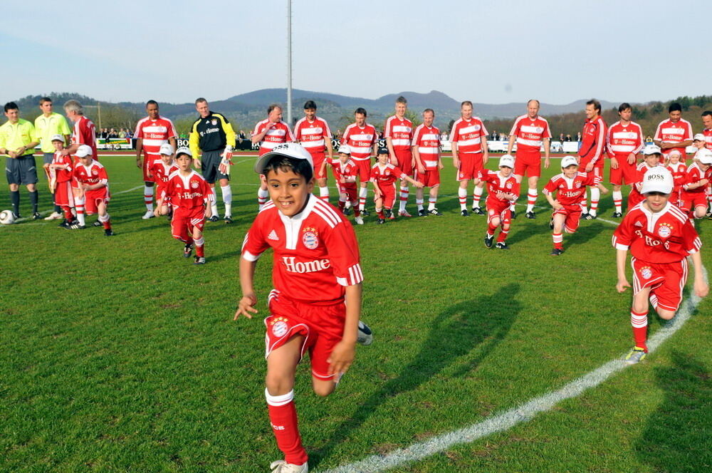 Hugo Boss and Friends gegen FC Bayern Allstars