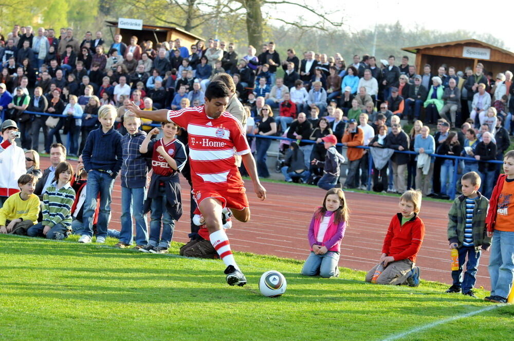 Hugo Boss and Friends gegen FC Bayern Allstars