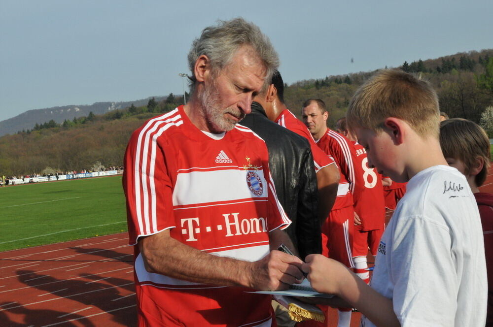 Hugo Boss and Friends gegen FC Bayern Allstars