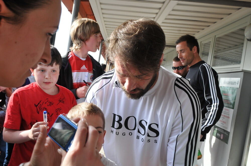 Hugo Boss and Friends gegen FC Bayern Allstars