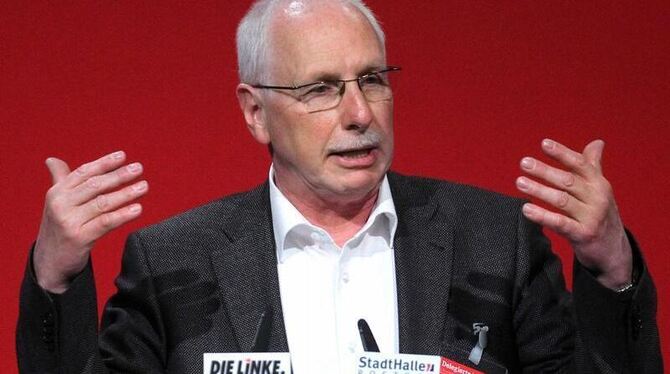 Wolfgang Zimmermann, Landesparteisprecher der NRW-Linken, übt Kritik an SPD und Grünen.