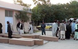 In der südafghanischen Provinz Kandahar sind mindestens 40 Menschen bei einem Sprengstoffanschlag auf ein Hochzeitsfest getöt