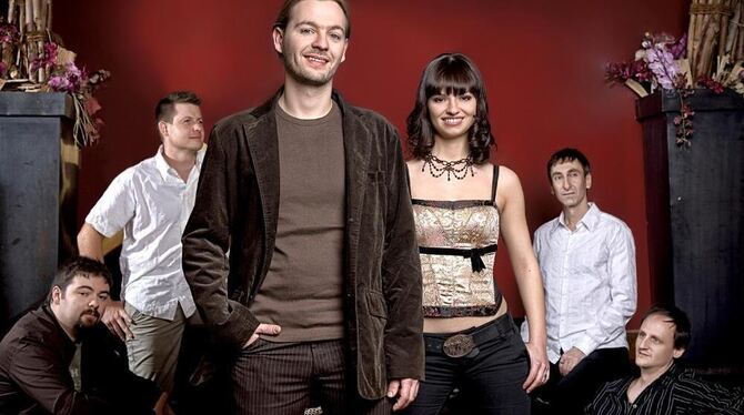 Am Freitagabend spielt die Hit-Radio Antenne 1 Band.