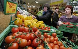 Biokäufer leben gesünder. Sie essen mehr Obst und Gemüse, weniger Fleisch und Wurst, trinken weniger Limonade, treiben mehr S