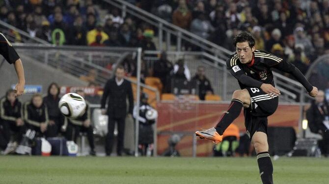 Das 1:0 für Deutschland durch Özil