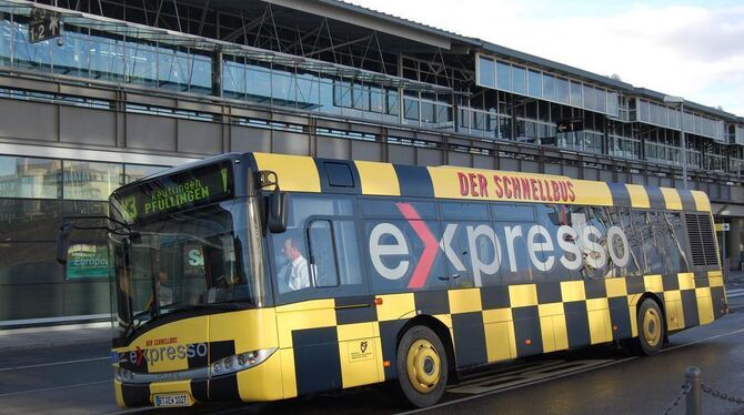 Der Schnellbus Expresso.