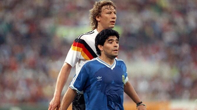 Deckte im WM-Finale 1990 Superstar Diego Maradona zu: Guido Buchwald.  FOTO: DPA