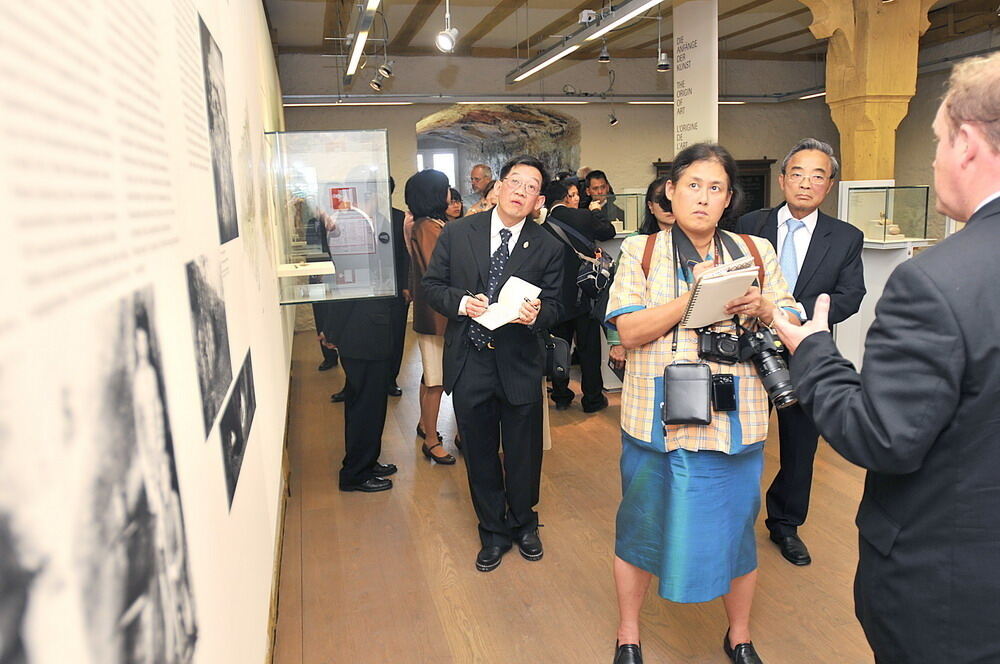 Die thailändische Prinzessin Maha Chakri Sirindhorn in Tübingen