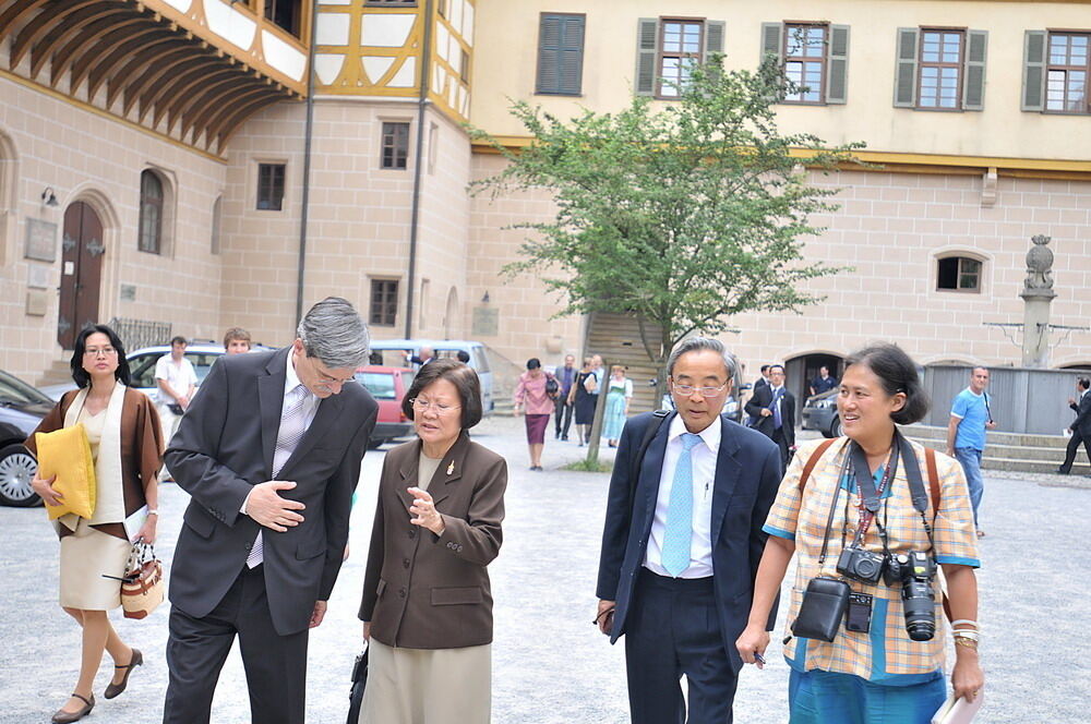 Die thailändische Prinzessin Maha Chakri Sirindhorn in Tübingen