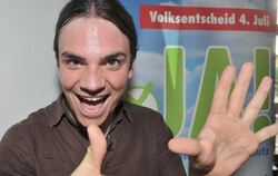 Sebastian Frankenberger, Sprecher des Aktionsbündnisses für Nichtraucherschutz, freut sich über den Sieg beim Volksentscheid.