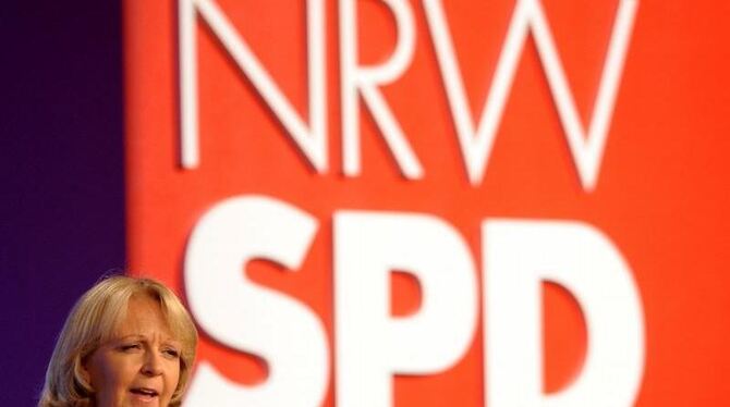 Die Landesvorsitzende der NRW-SPD, Hannelore Kraft spricht auf dem außerordentlichen Landesparteitag in Köln.