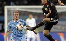 WM 2010 Deutschland Uruguay Mesut Özil