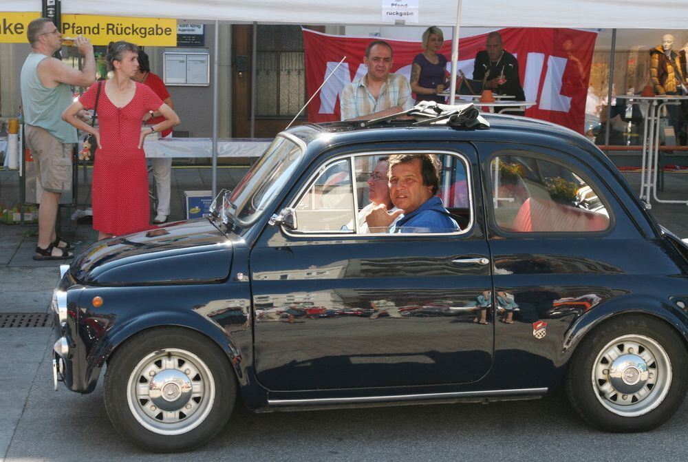 Oldtimertag auf dem Reutlinger Marktplatz August 2010