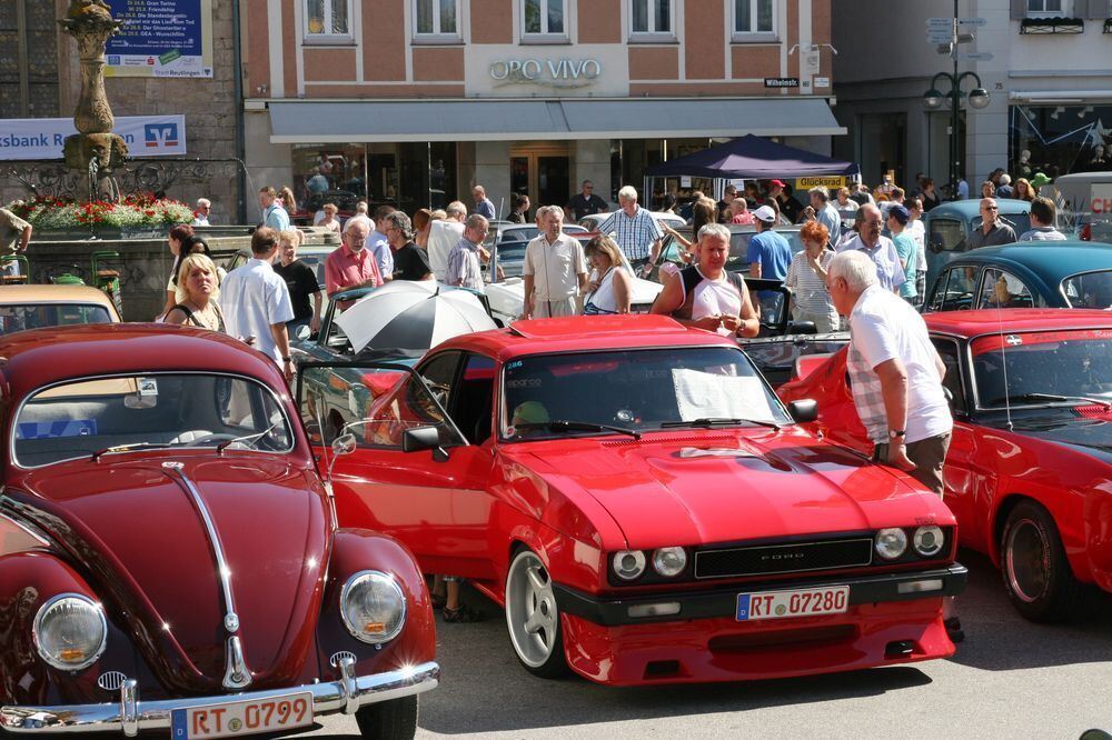 Oldtimertag auf dem Reutlinger Marktplatz August 2010