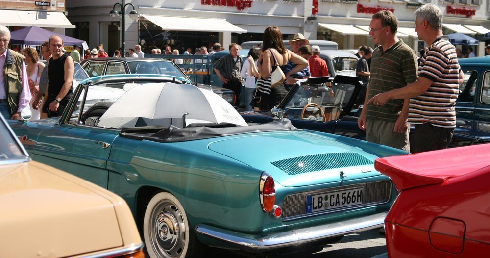 Oldtimertag auf dem Reutlinger Marktplatz August 2010